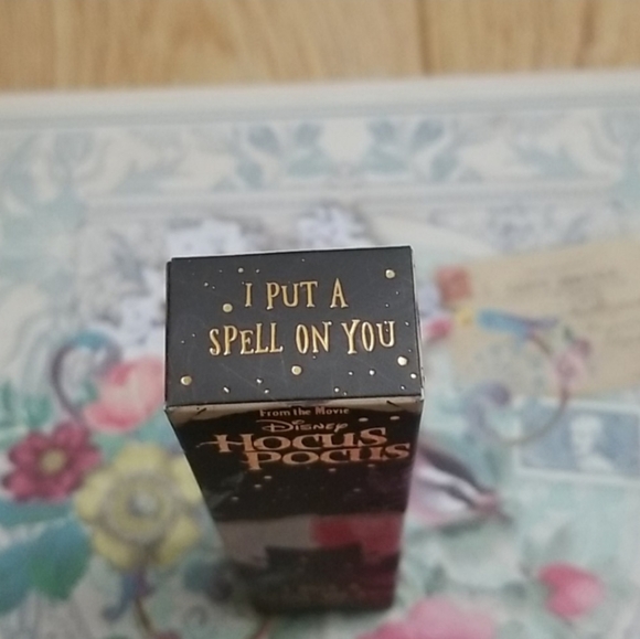 SOLD!!! Colourpop I Put A Spell On You Disney Hocus Pocus Lipstick & Liner Set! - Picture 10 of 14